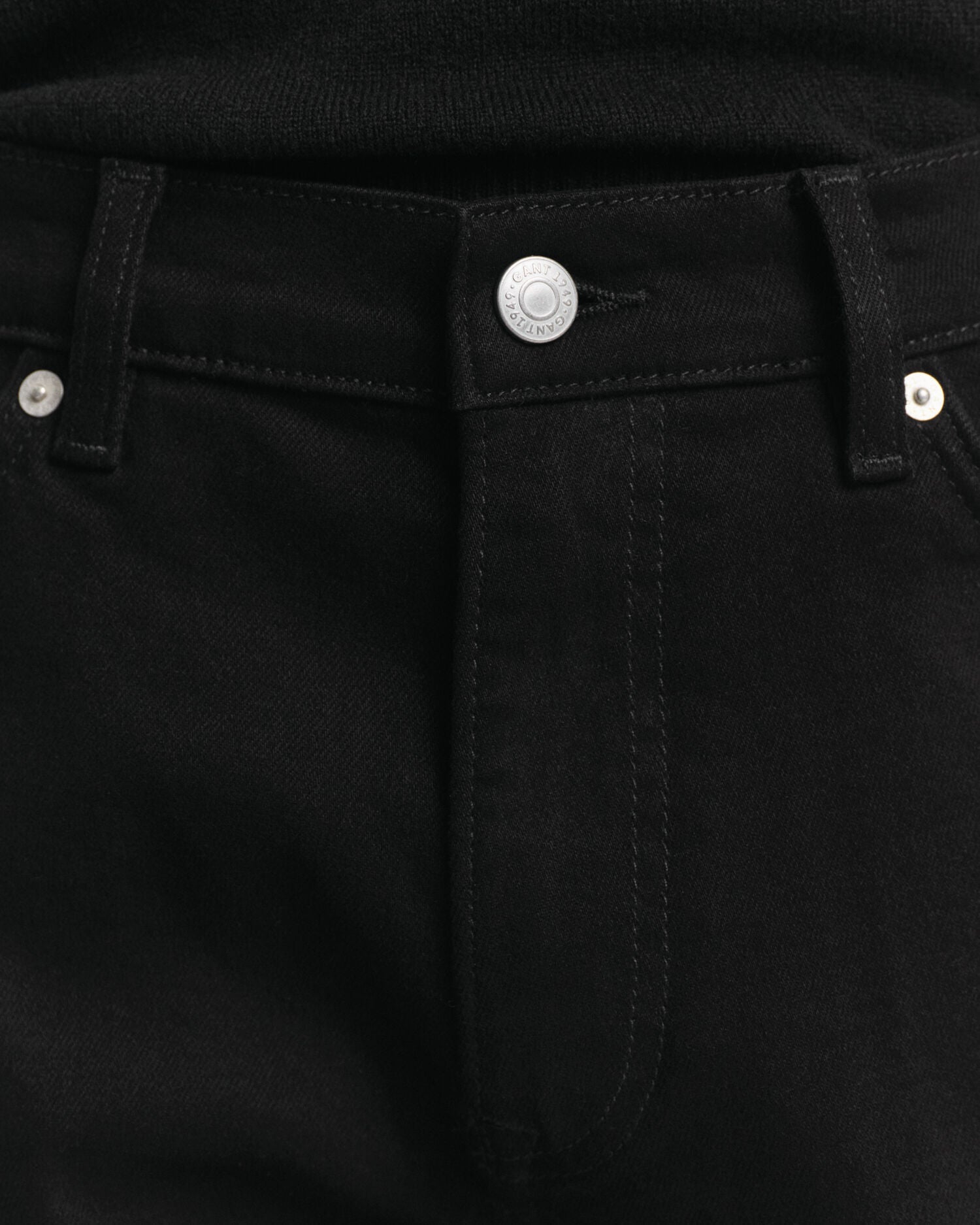 Regular Fit Stay Black Jeans
